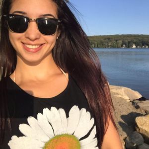 Meet your Posher, Hemely